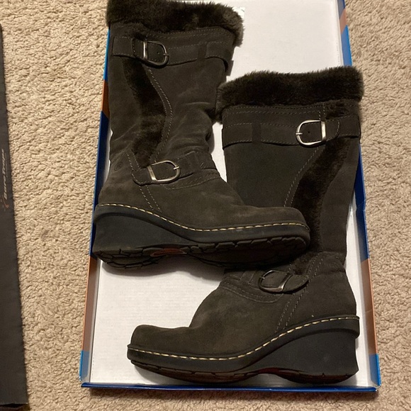 Bare Traps brown suede fur boots - Picture 4 of 4